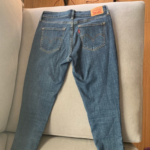 Levi’s skinny jeans - Picture 3 of 7